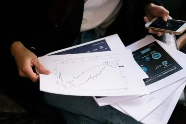 SCPI actifs refuges : vraiment rentables en 2026 ?