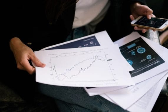SCPI actifs refuges : vraiment rentables en 2026 ?