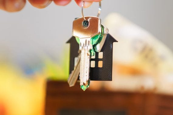 Financer son premier bien locatif : le guide complet 2026